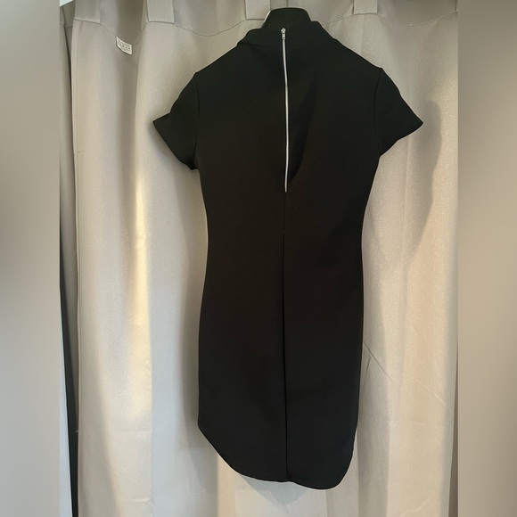 Little black dress with collar detail size small - Picture 3 of 3